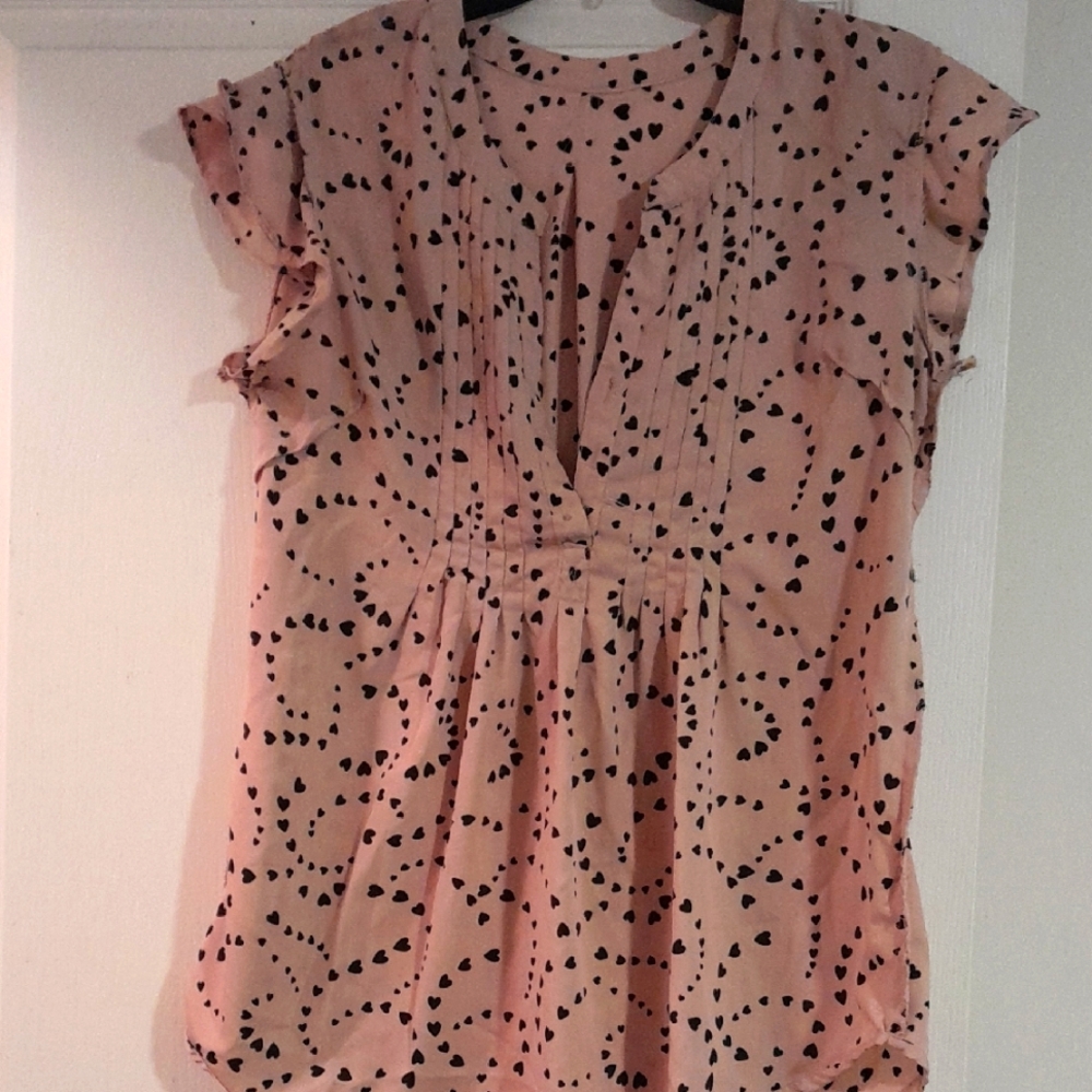 Oh! Mamma Pink Flutter Sleeve Blouse with Bib Collar Small heart pattern.